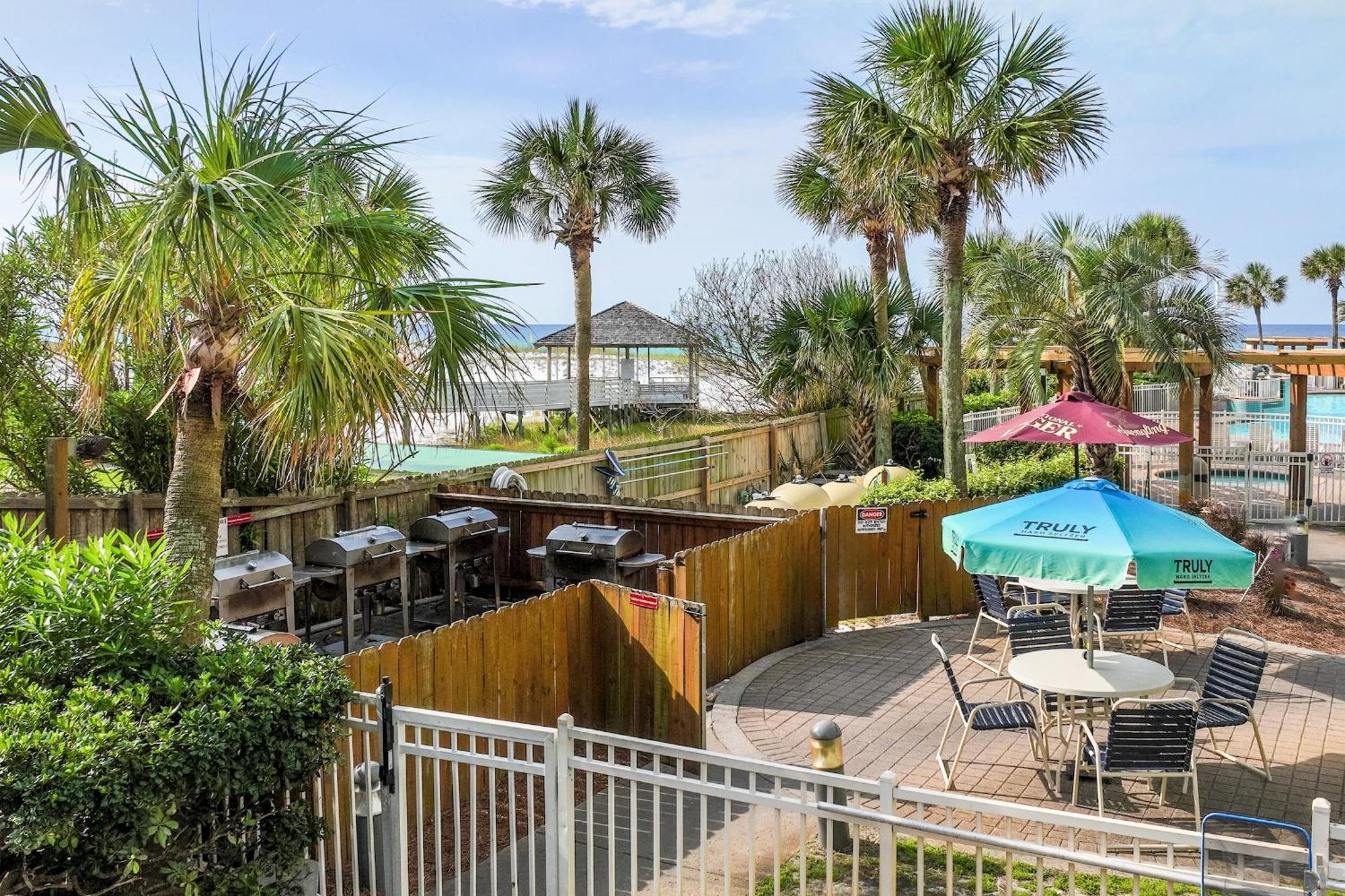 Pelican Beach Resort Destin Buitenkant foto